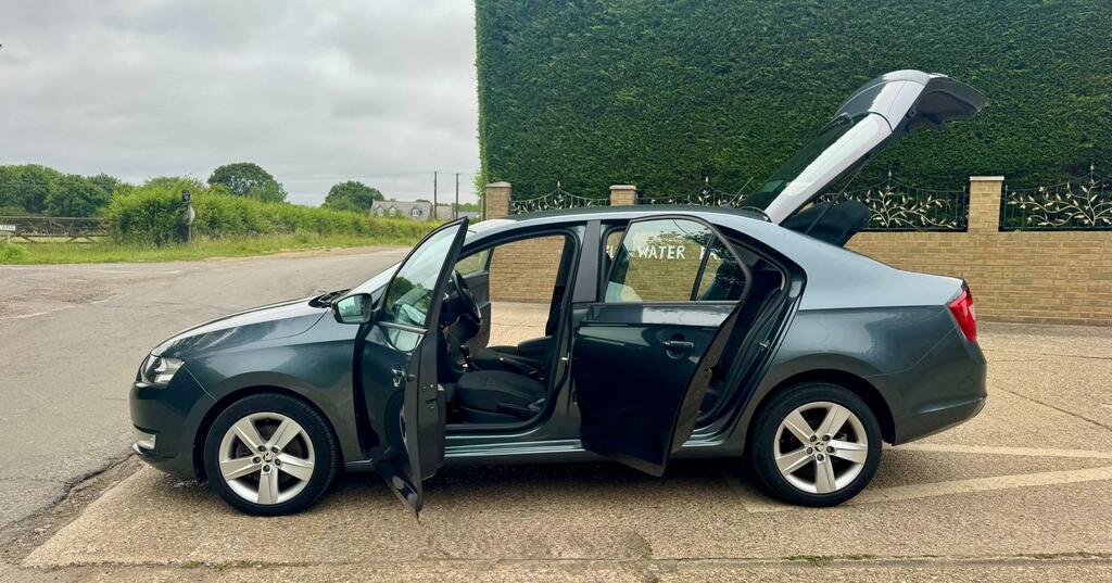 Skoda Rapid 1.4 Tsi Se Hatchback Blue #39