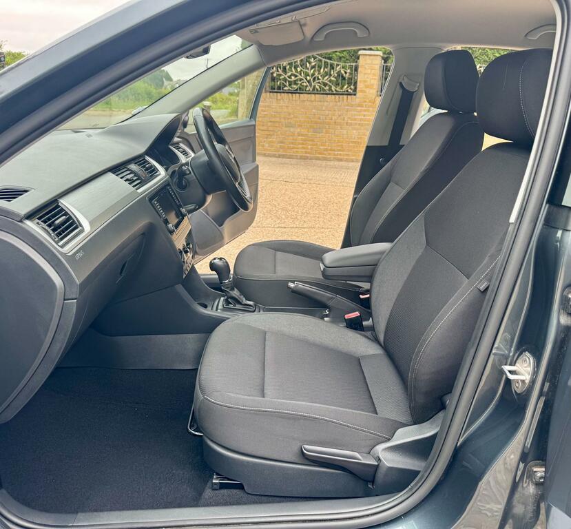 Skoda Rapid 1.4 Tsi Se Hatchback Blue #58