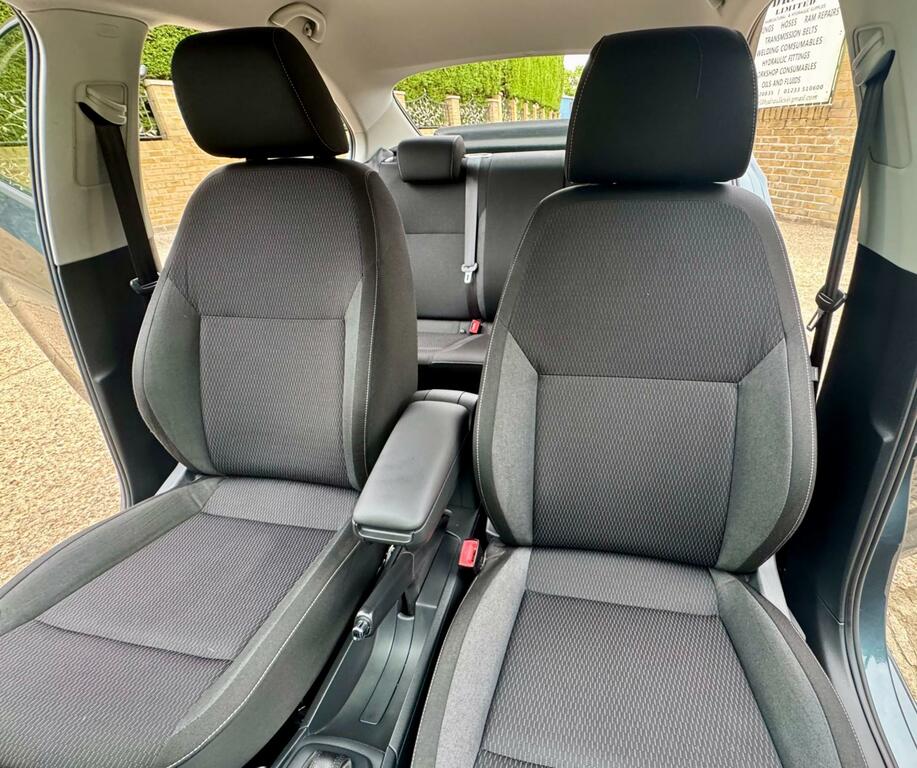 Skoda Rapid 1.4 Tsi Se Hatchback Blue #74