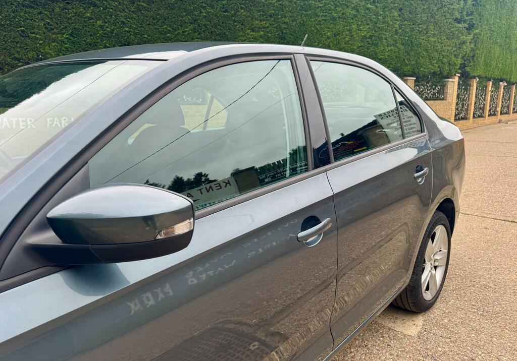 Skoda Rapid 1.4 Tsi Se Hatchback Blue #51