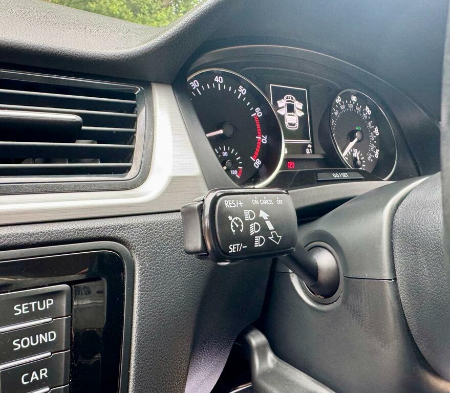 Skoda Rapid 1.4 Tsi Se Hatchback Blue #62