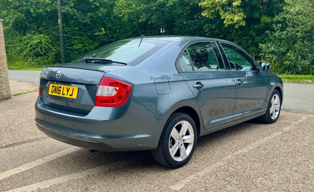 Skoda Rapid 1.4 Tsi Se Hatchback Grey #6