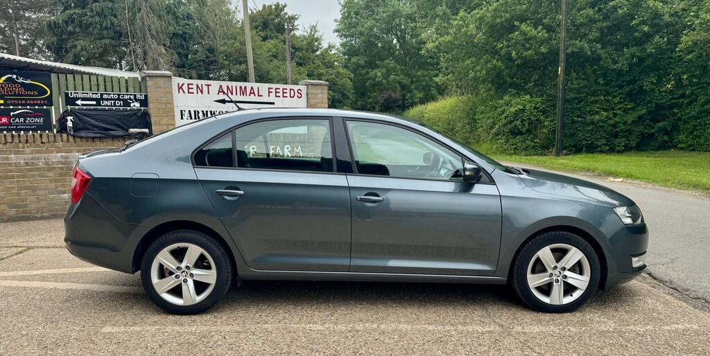 Skoda Rapid 1.4 Tsi Se Hatchback Grey #4