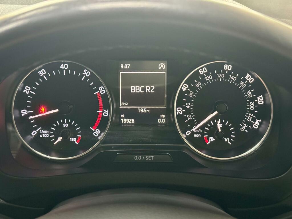 Skoda Rapid 1.4 Tsi Se Hatchback Blue #47