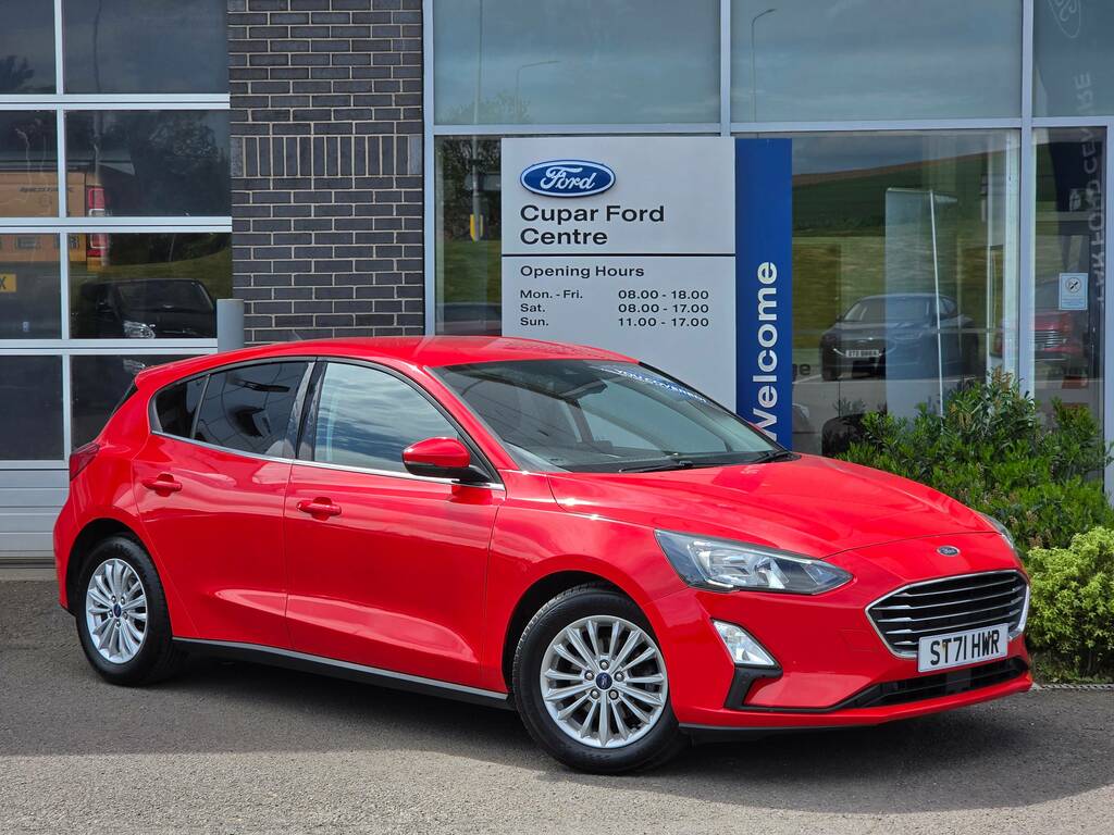 Ford Focus 1.0 Ecoboost Titanium 125Ps Red
