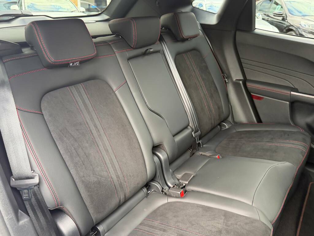 Ford Kuga St-line X Fhev 180Ps HV75WZB White #4