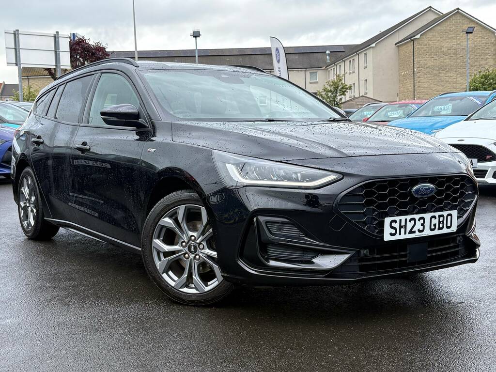 Ford Focus 1.0T Ecoboost St-line Estate Eur SH23GBO Black