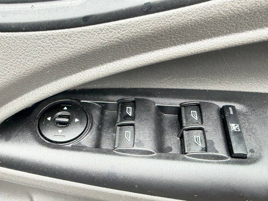 Ford Tourneo Connect Connect Titanium 1.5Tdci Grey #31