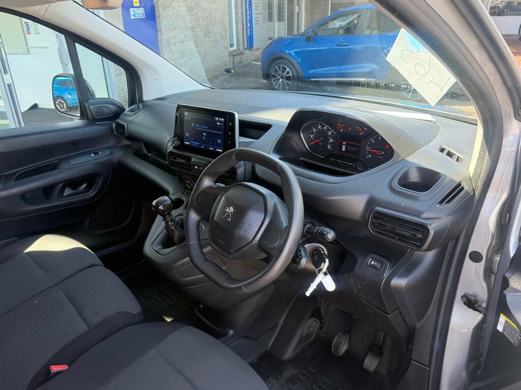 Peugeot Partner Bluehdi Professional Premium L1 Grey #3