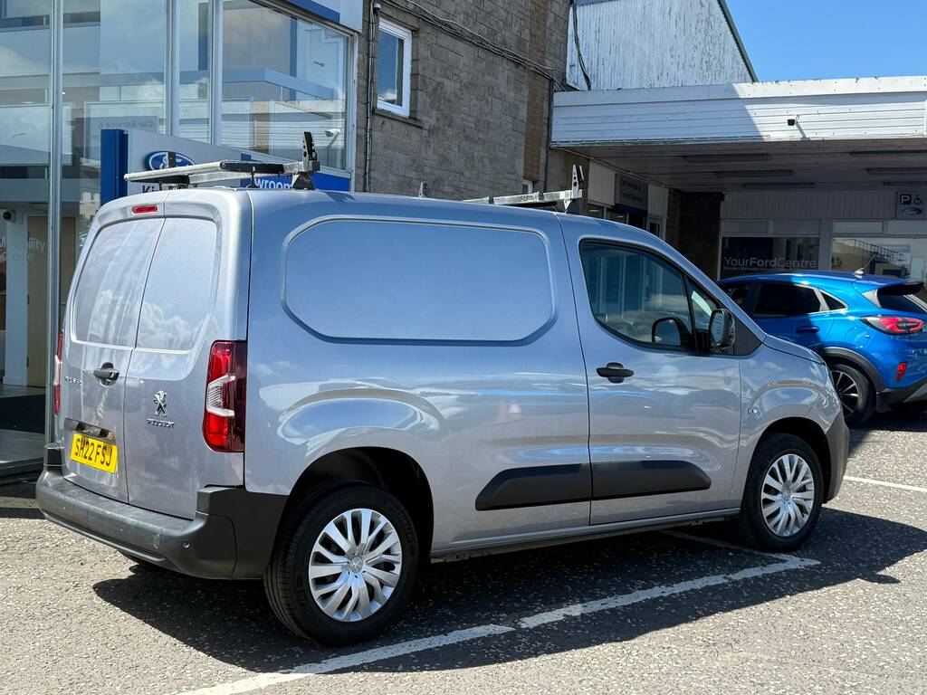 Peugeot Partner Bluehdi Professional Premium L1 Grey #2