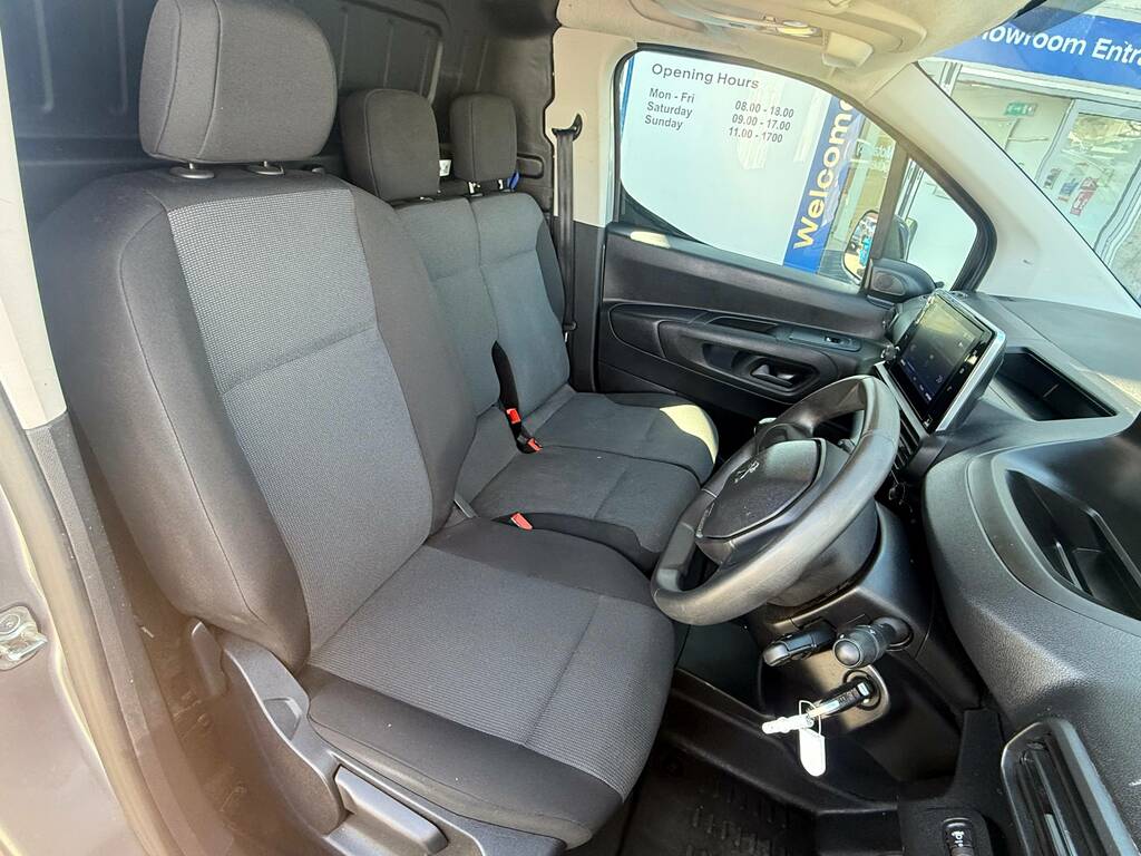 Peugeot Partner Bluehdi Professional Premium L1 Grey #6