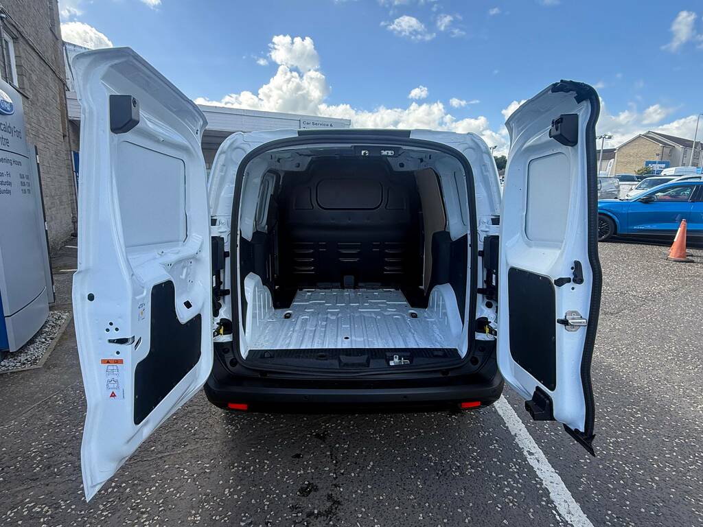 Ford Transit Courier Courier 1.5 Ecoblue Leader Van Silver #9
