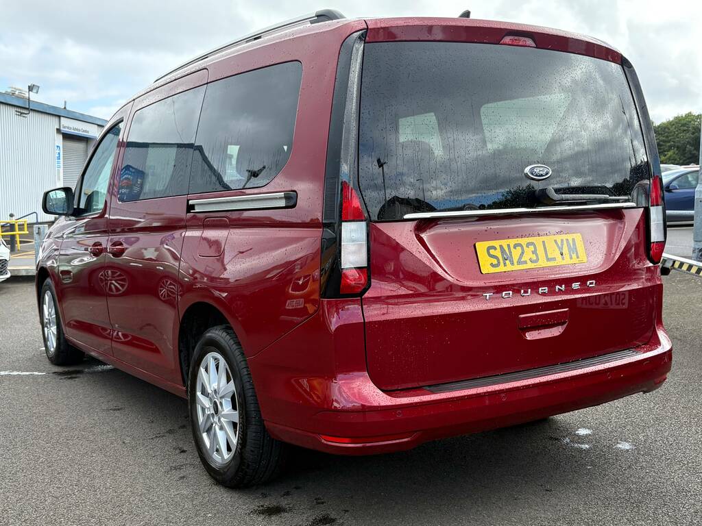 Ford Tourneo Connect 2.0 Ecoblue Titanium 7 Seat Estate Red #5