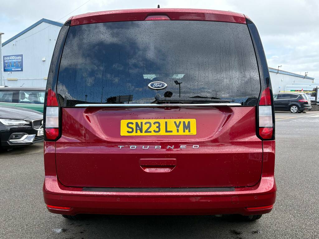 Ford Tourneo Connect 2.0 Ecoblue Titanium 7 Seat Estate Red #6