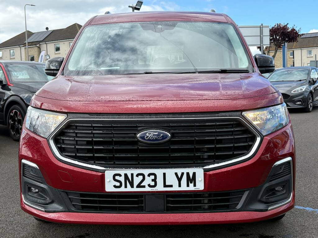 Ford Tourneo Connect 2.0 Ecoblue Titanium 7 Seat Estate Red #2