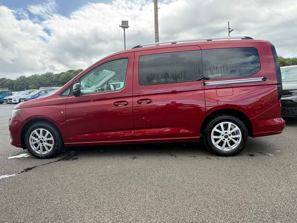 Ford Tourneo Connect 2.0 Ecoblue Titanium 7 Seat Estate Red #4