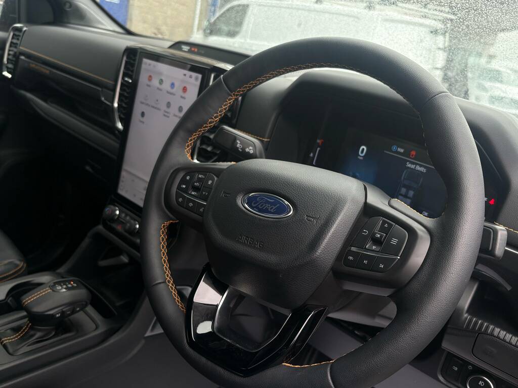 Ford Ranger Wildtrak 2.0 Ecoblue 205 Red #4
