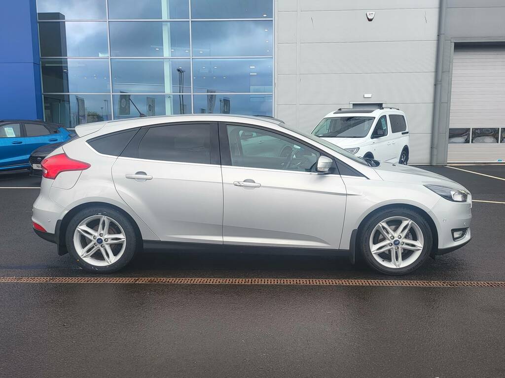 Ford Focus Titanium 125Ps SP67ZFF Silver #2