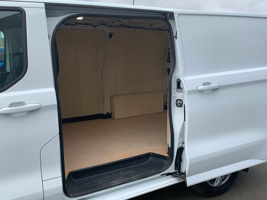 Ford Transit Custom 320 2.0 Ecoblue 136Ps L1 Limited WN75PUK White #6