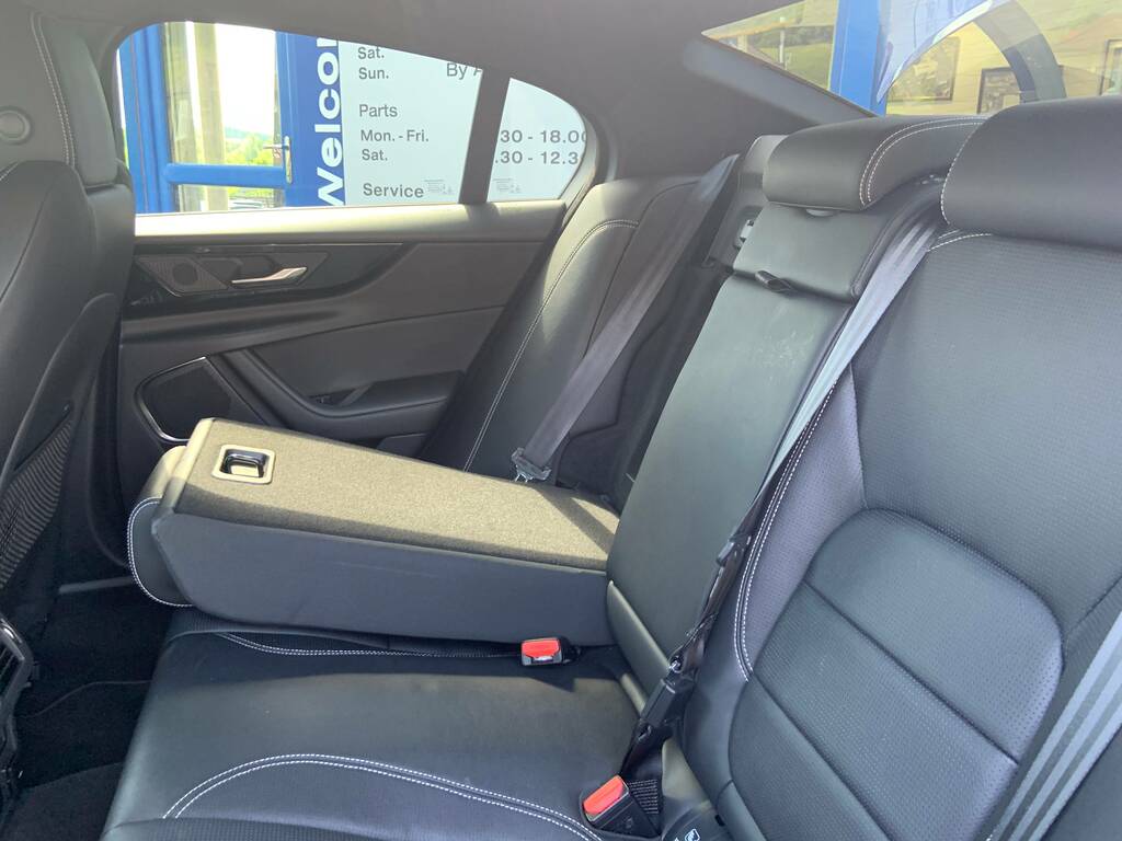 Jaguar XE 2.0 D200 Mhev R-dynamic S Euro 6 Ss White #19