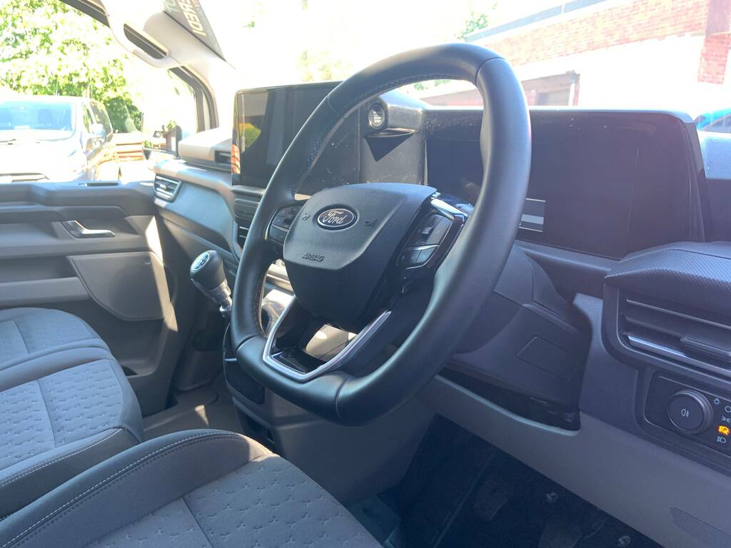 Ford Transit Custom 320 2.0 Ecoblue 136Ps L1 Limited WN75PXG White #3