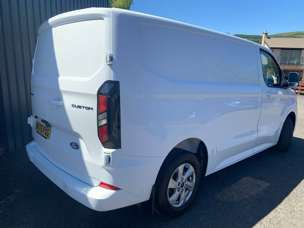 Ford Transit Custom 320 2.0 Ecoblue 136Ps L1 Limited WN75PXG White #2