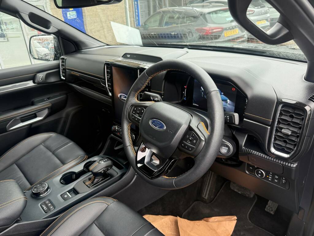Ford Ranger Wildtrak 2.0 Ecoblue 205 Black #4