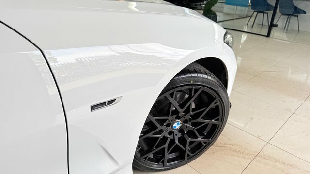 BMW 3 Series 2.0 330E 12Kwh M MC72BEJ White #5