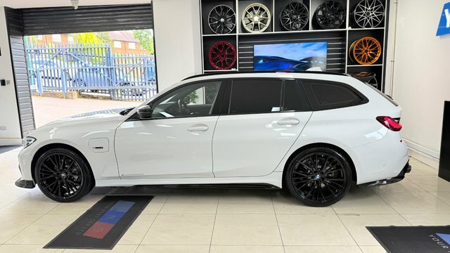 BMW 3 Series 2.0 330E 12Kwh M BL71VXB White #4