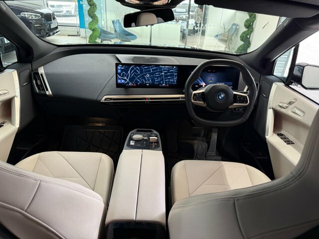 BMW iX 40 76.6Kwh M Sport Grey #3