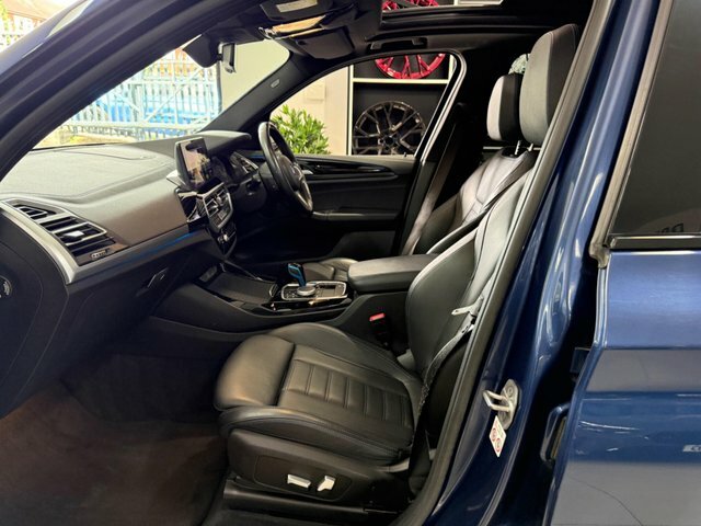 BMW iX3 80Kwh M Sport Black #38