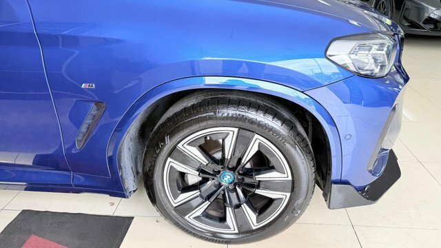 BMW iX3 80Kwh M Sport Black #46