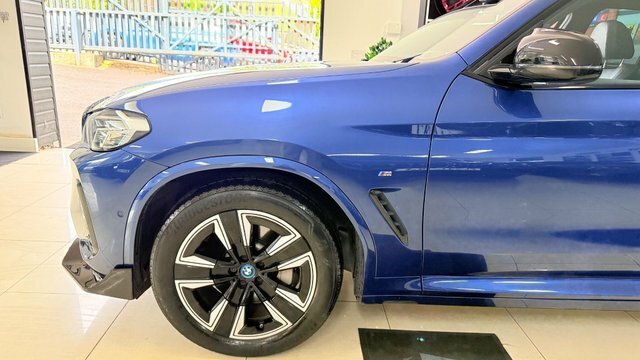 BMW iX3 80Kwh M Sport Black #39