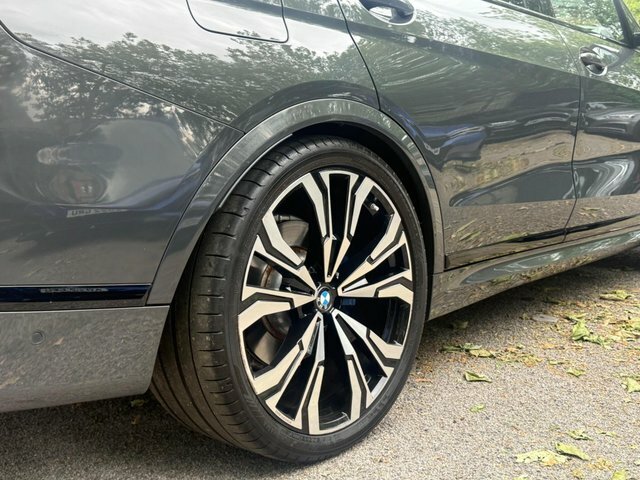 BMW X7 Xdrive M60i Step Ultimate Pack Black #32
