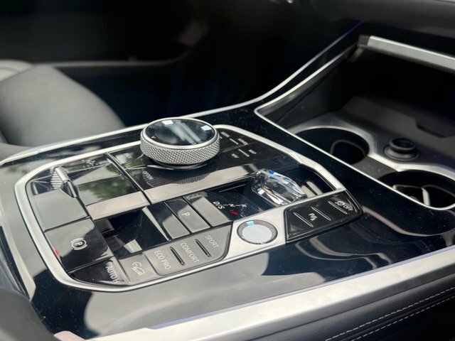 BMW X7 Xdrive M60i Step Ultimate Pack Black #20