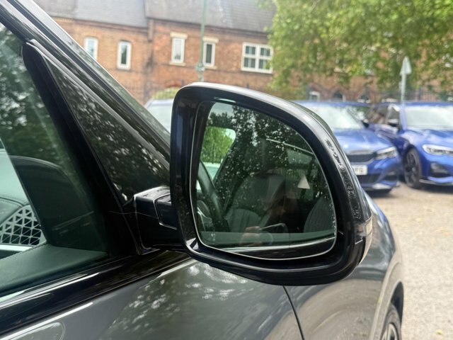 BMW X7 Xdrive M60i Step Ultimate Pack Black #40