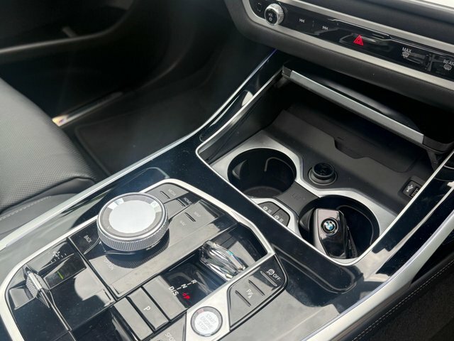BMW X7 Xdrive M60i Step Ultimate Pack Black #19