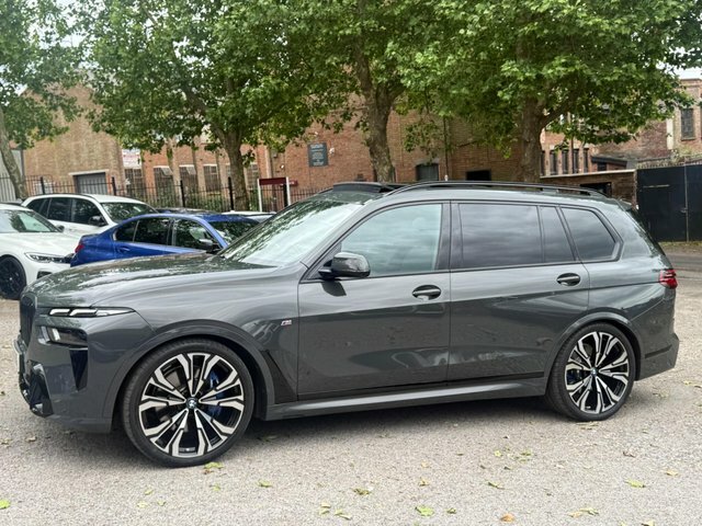 BMW X7 Xdrive M60i Step Ultimate Pack Black #12