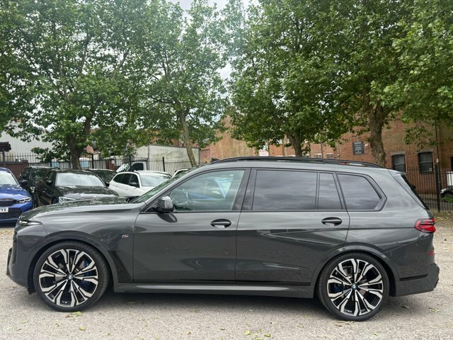 BMW X7 Xdrive M60i Step Ultimate Pack Black #11
