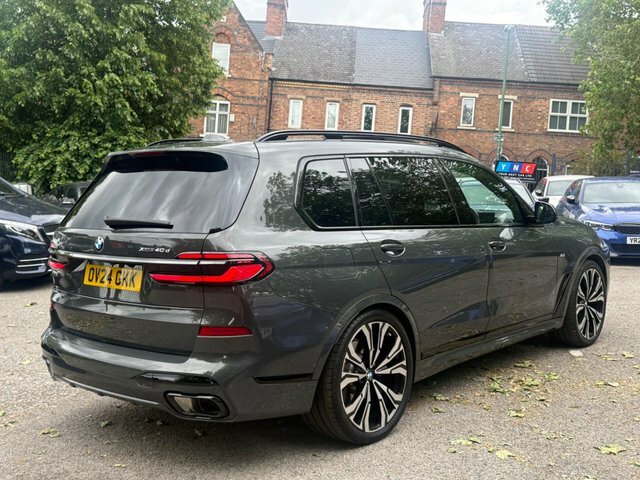BMW X7 Xdrive M60i Step Ultimate Pack Black #18
