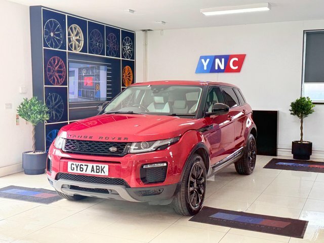 Land Rover Range Rover Evoque 2.0 Td4 Se Tech Red