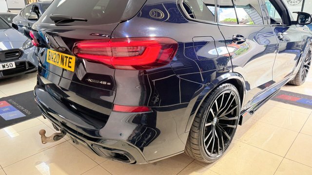 BMW X5 X5 M50i White #42