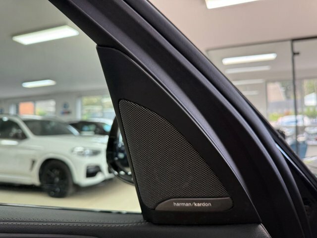 BMW X5 X5 M50i White #46