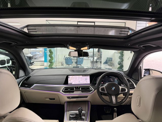 BMW X5 3.0 45E 24Kwh M Black #6