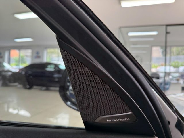 BMW X3 2.0 20D Mht M White #5
