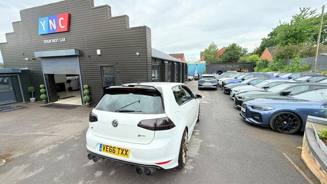 Volkswagen Golf 2.0 Tsi Bluemotion Tech White #2