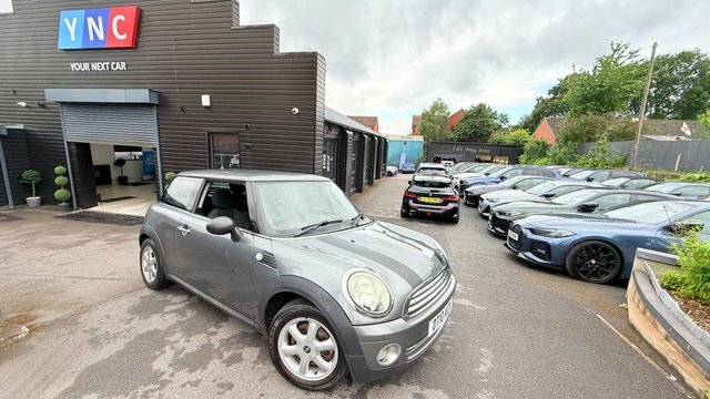 Mini Hatch Back Euro 5 211 Ps White #3