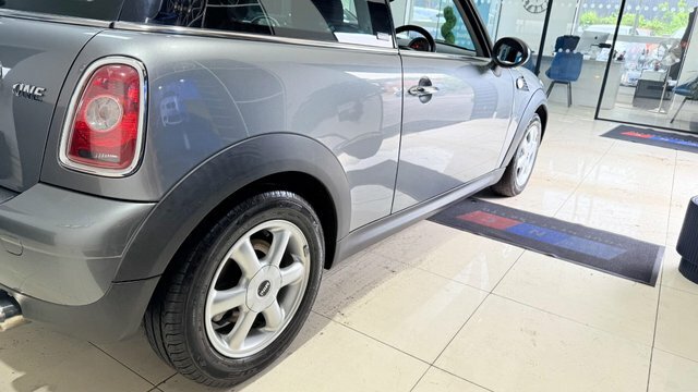 Mini Hatch Back Euro 5 211 Ps White #4