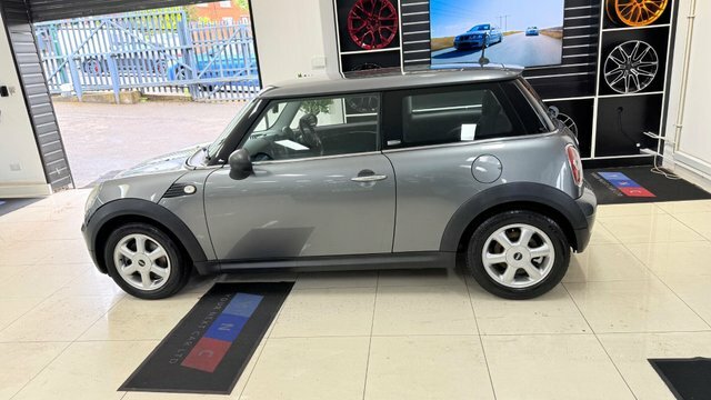 Mini Hatch Back Euro 5 211 Ps White #20