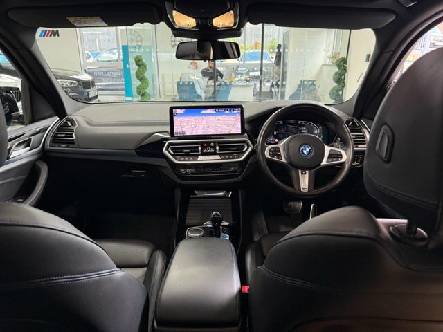 BMW iX3 80Kwh M Sport Black #4